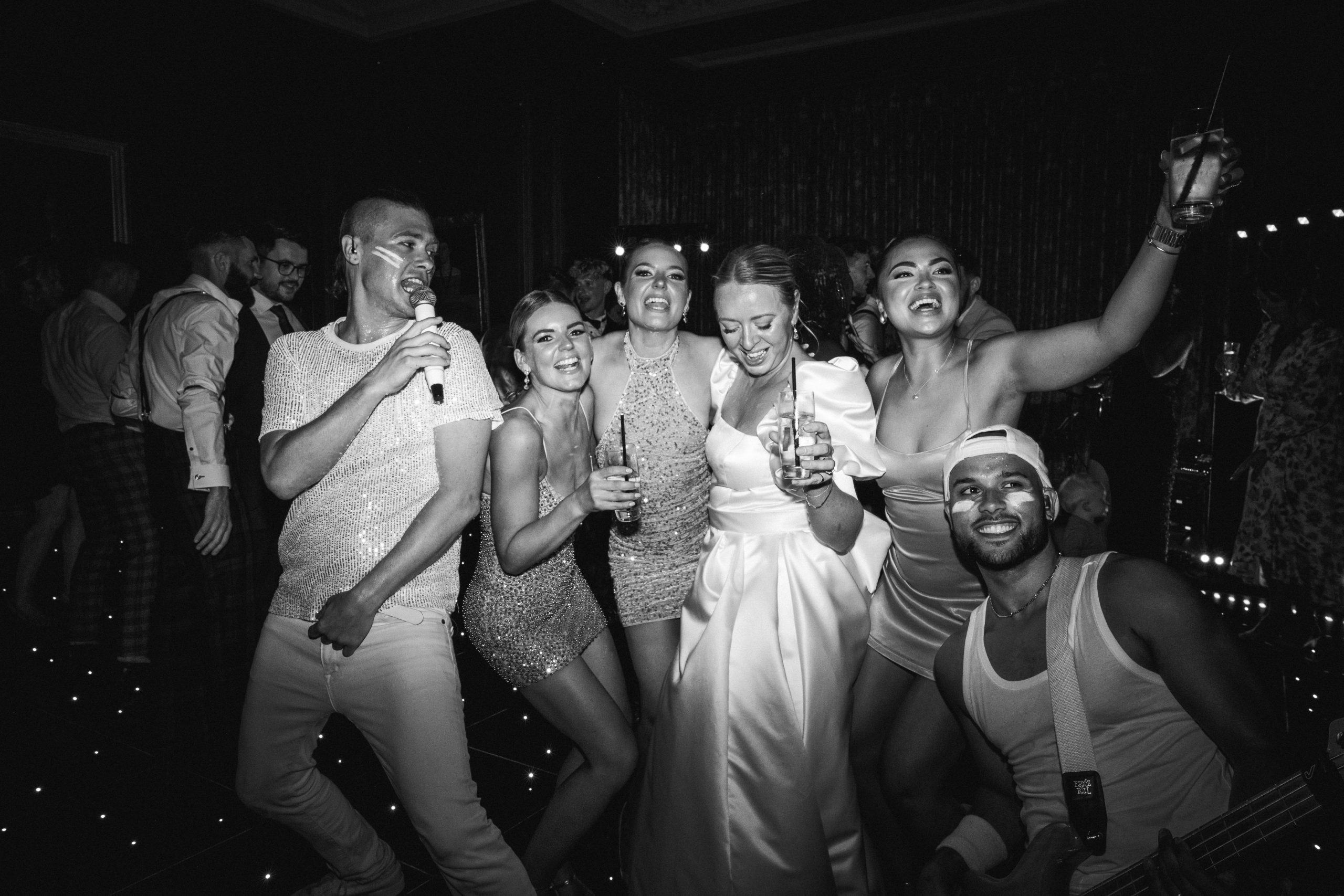 Cowdray House wedding photographer - Phern + Johnny